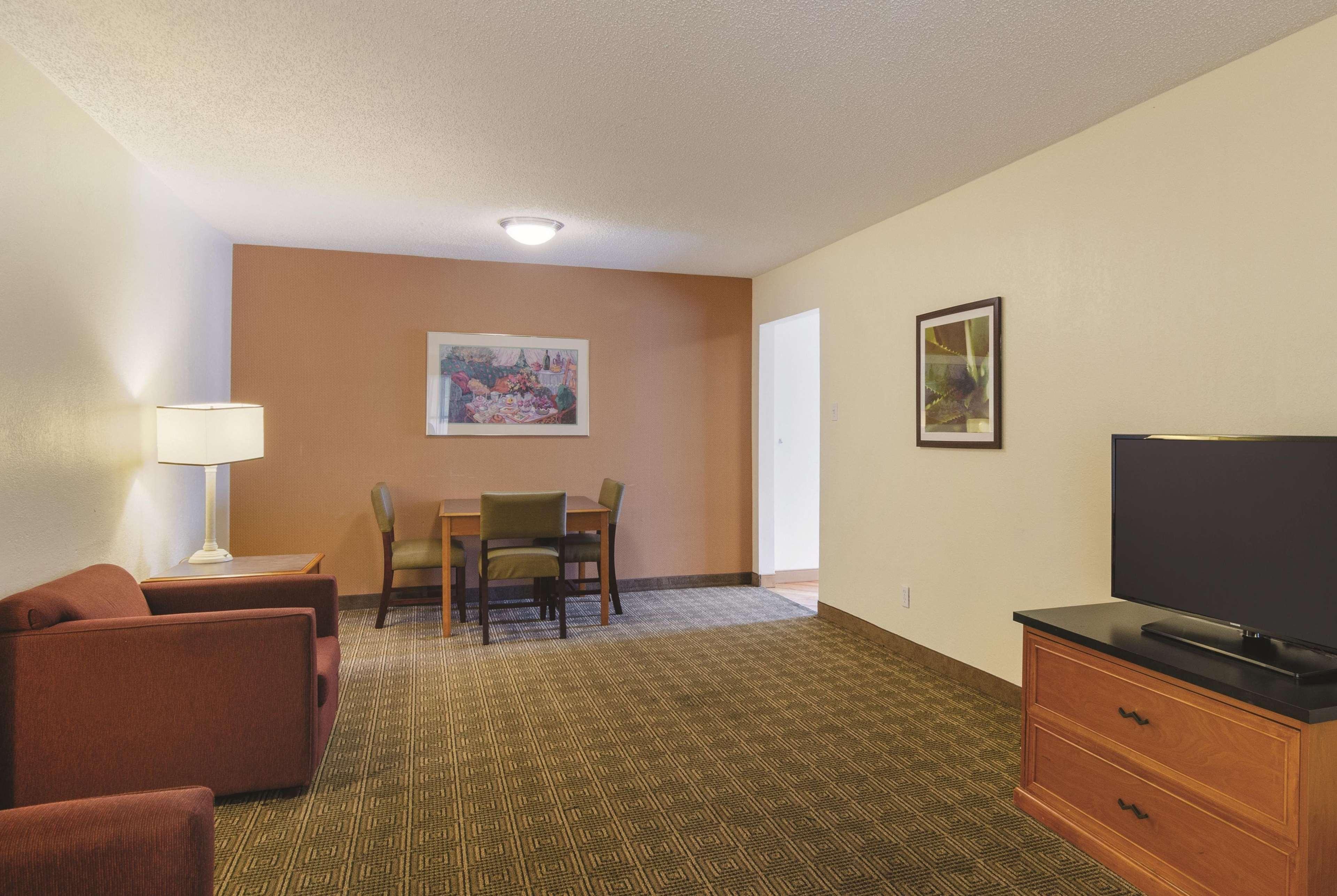 La Quinta Inn By Wyndham Denver Cherry Creek Екстер'єр фото