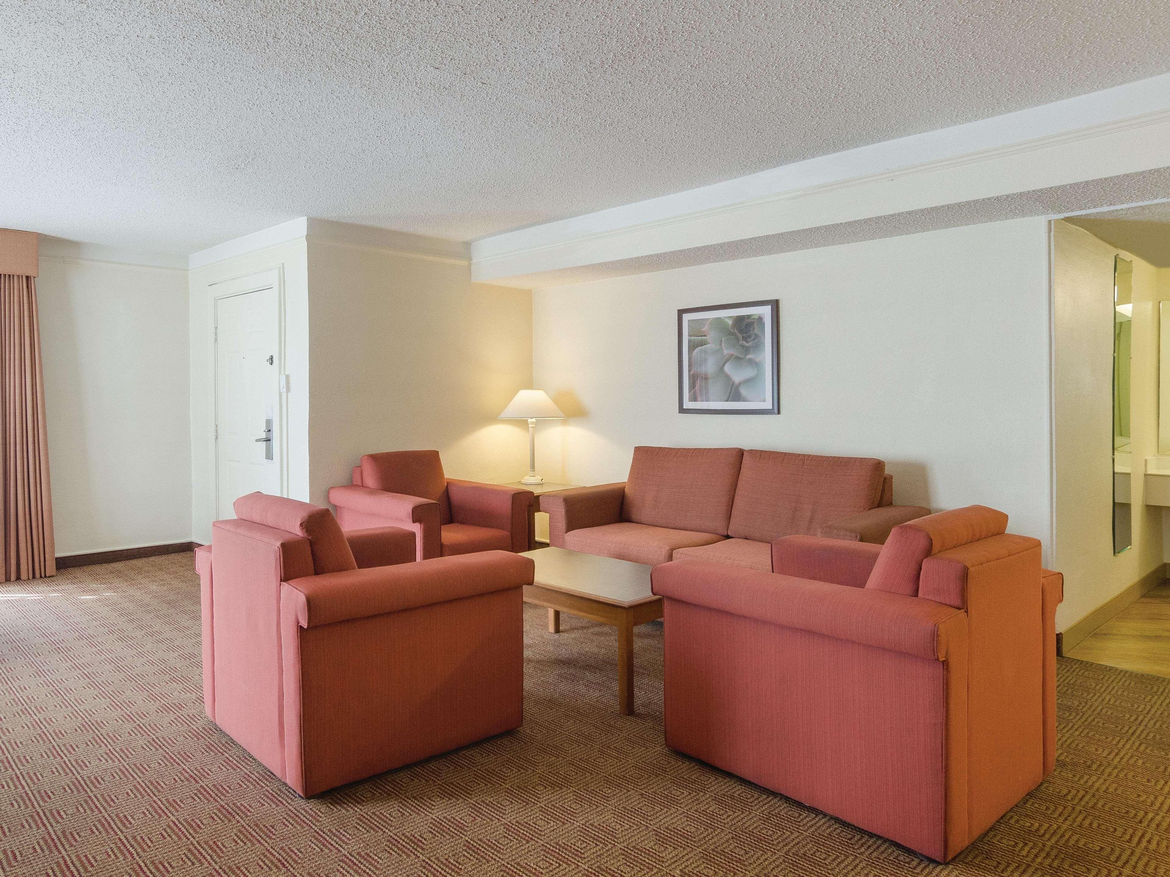 La Quinta Inn By Wyndham Denver Cherry Creek Екстер'єр фото